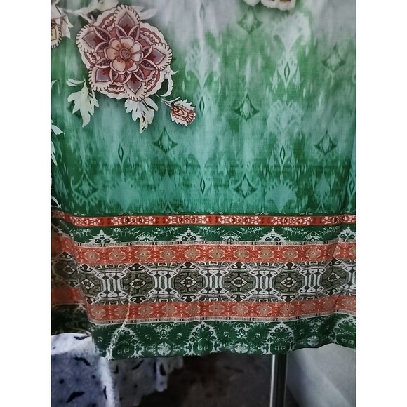 One World Womens Large Floral Geometric Print Tshirt Tunic Top NWT B7 Excellent - Picture 6 of 6